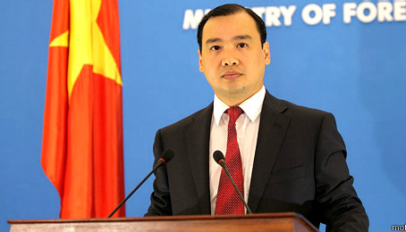 khong cho nhieu phu nu viet nam nhap canh van cho singapore tra loi