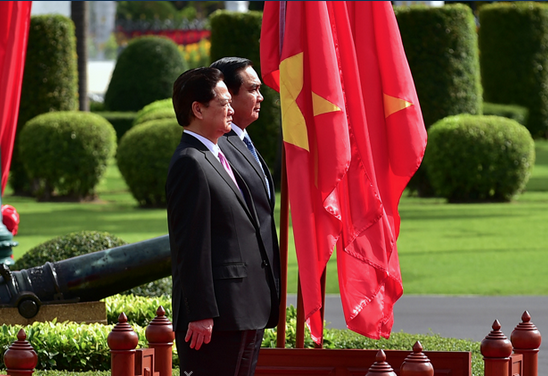 thu tuong thai lan viet nam la ban khong phai doi thu