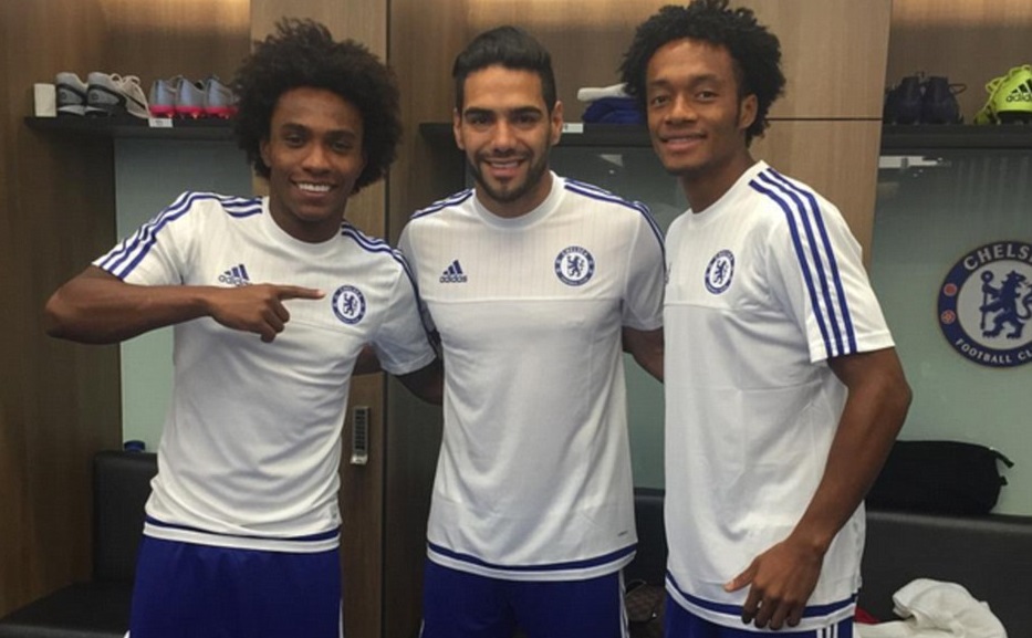 falcao san sang cho thu thach moi tai chelsea