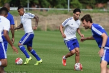 falcao san sang cho thu thach moi tai chelsea