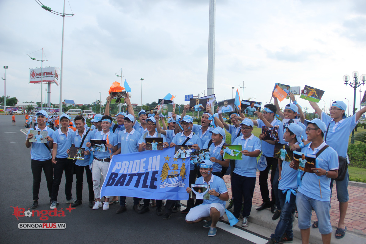 toan canh hanh trinh tai viet nam cua man city ngay thu nhat