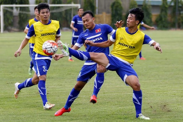 doi tuyen viet nam man city qua bat ngo nao cho khach