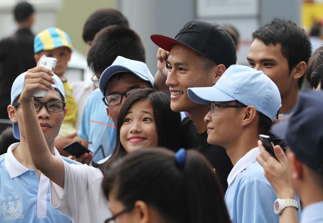 cau thu man city thich thu voi non la viet nam