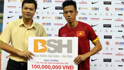 chum tin tran giao huu dt viet nam va man city