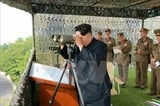 chu tich kim jong un cua trieu tien thi sat dien tap chien tranh chong my han