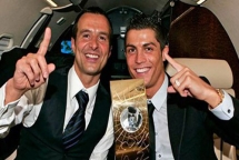 ong trum jorge mendes chon cristiano ronaldo lam phu re