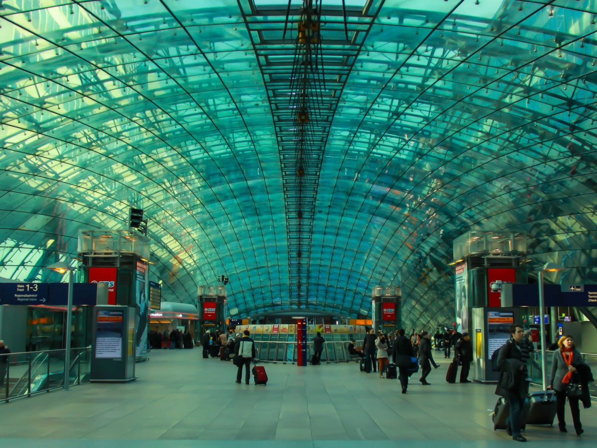 top 16 san bay nhon nhip nhat the gioi