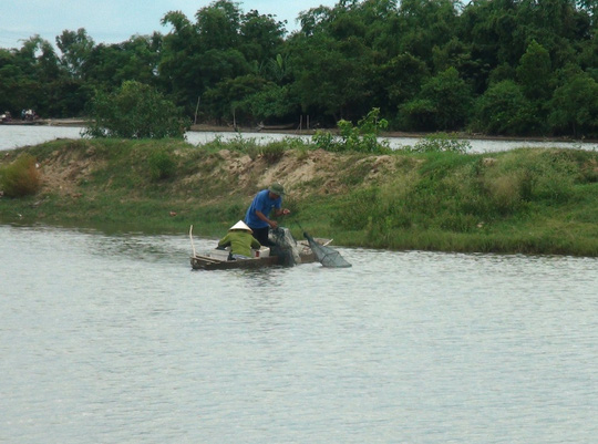 quang binh lanh dao thon bot tien ho tro ngu dan sau vu ca chet