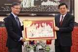 doan dai su can bo dai su quan chdcnd lao tai viet nam gap go lanh dao tinh tuyen quang