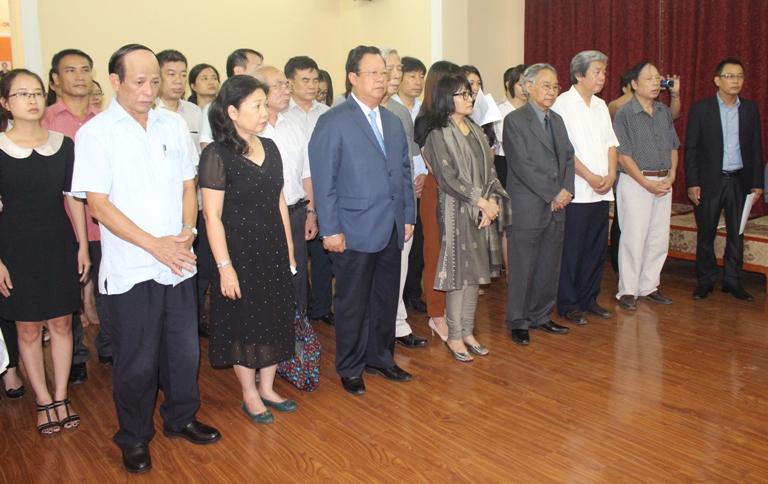 le tuong niem chu tich danh du hoi dong hoa binh the gioi romesh chandra