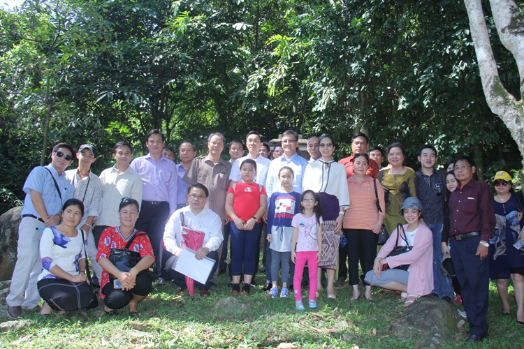 phat trien ben vung quan he huu nghi dac biet viet lao