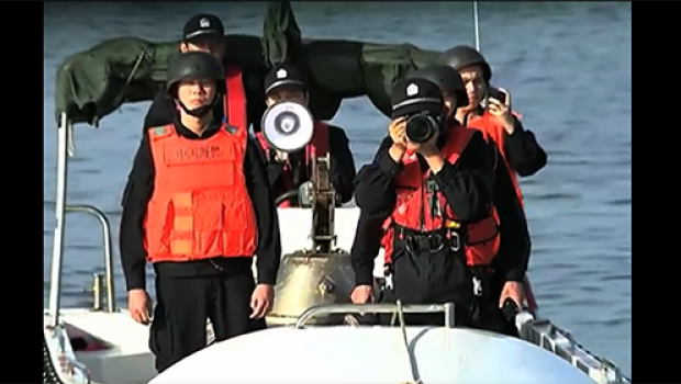 trung quoc ngan chan tau ca ngu dan philippines vao bai can scarborough