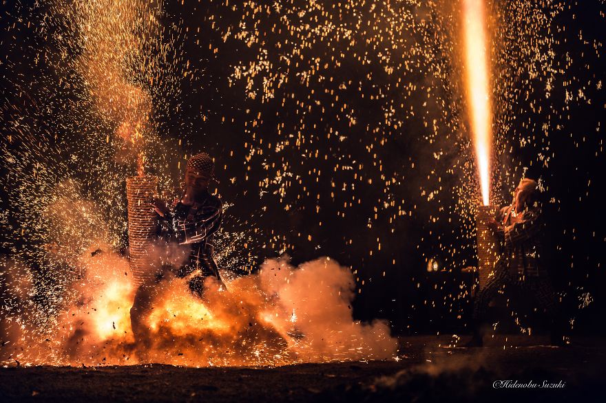 tezutsu hanabi le hoi phao hoa cam tay doc dao o nhat ban