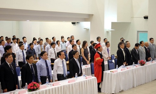 trao bang tien si danh du cho thi truong thanh pho mimasaka nhat ban