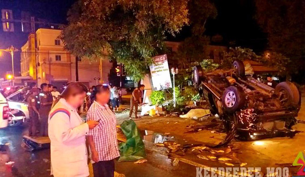 hai o to ban tai tong nhau kinh hoang tai nga tu it nhat 2 nguoi thiet mang