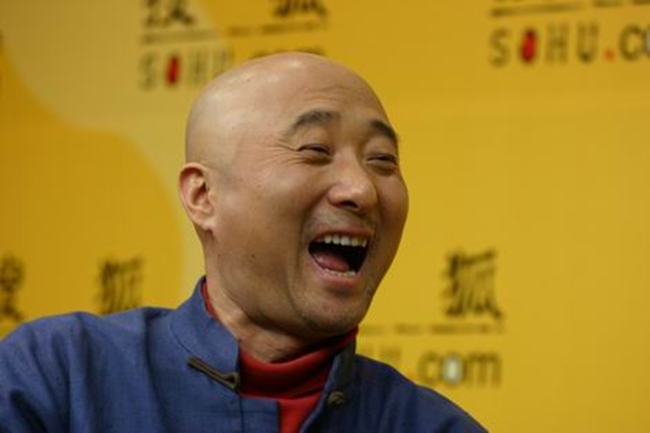 nha ai cung tung co chiec dau dia nay nhung may nguoi biet qisheng la gi va ong dau troc kia la ai