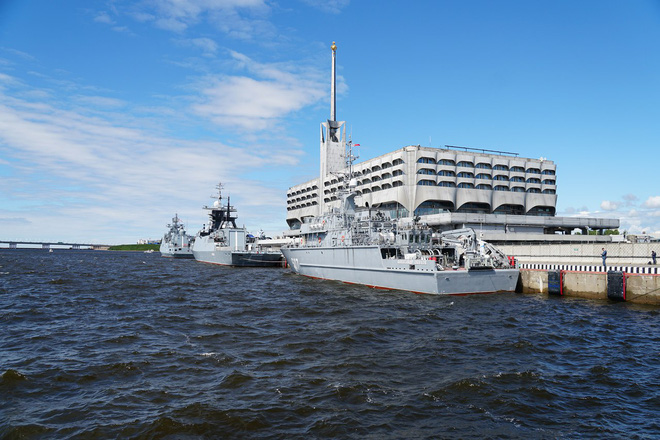 anh nga khoe dan tau chien hung hau tai trien lam imds 2017