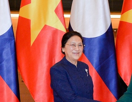 chu tich quoc hoi lao den viet nam tham du cac hoat dong ky niem quan he giua hai nuoc