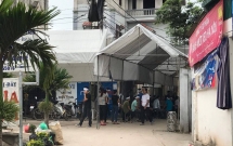 ha noi cuu 2 em nho duoi nuoc khong thanh 4 nguoi thiet mang