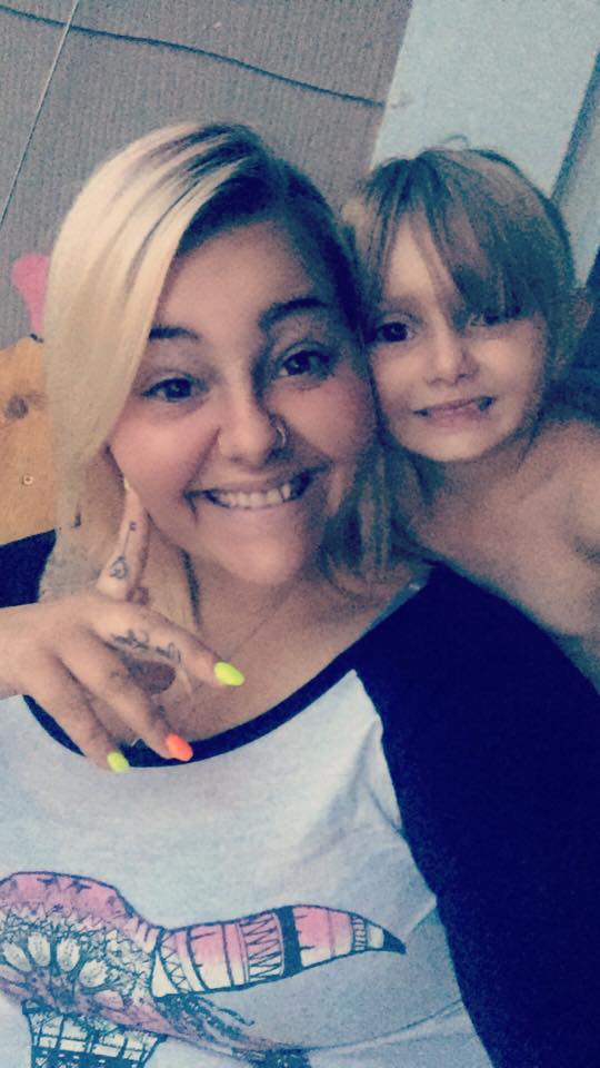 khi quyet dinh cat bo chan con gai so sinh chac nguoi me khong dam nghi den tinh trang hien tai cua con