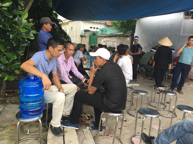 an mang o vinh phuc giay phut bi chem tay nan nhan van cam con dao bau