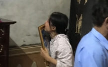 me gia om di anh con trai bi chem roi thi the gao khoc trong dam tang