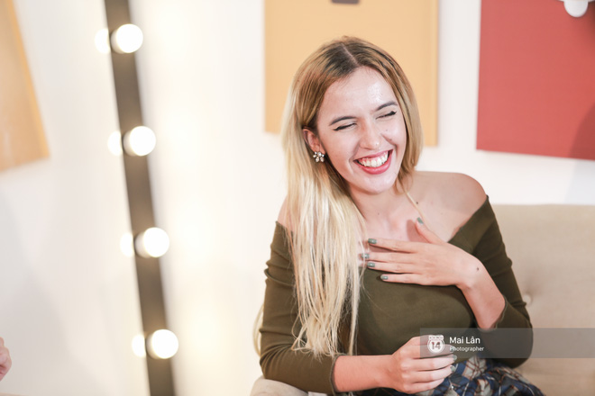 gap 6 ban hang xom tay trong nhung clip che tieng viet vui nhon dang gay sot