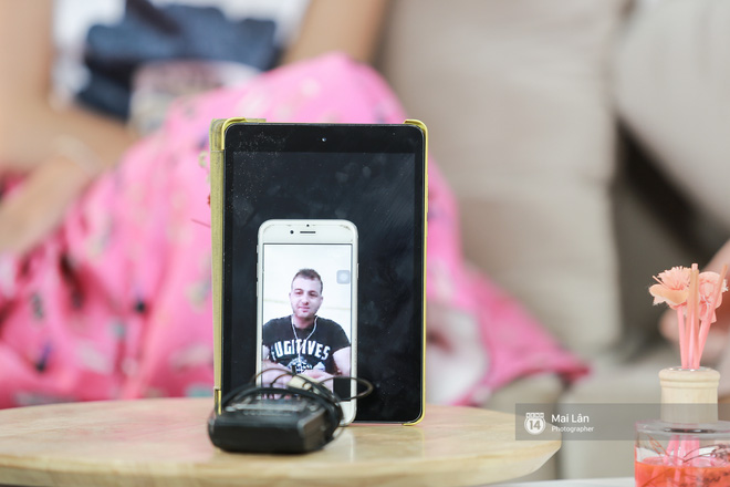 gap 6 ban hang xom tay trong nhung clip che tieng viet vui nhon dang gay sot