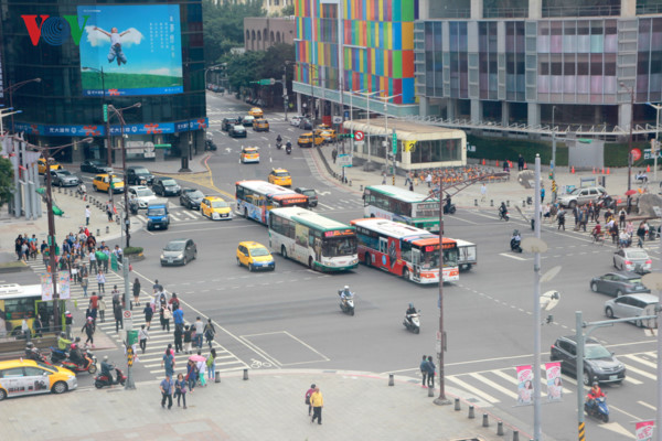 vi sao dai loan dong xe may nhat the gioi nhung van khong tac duong