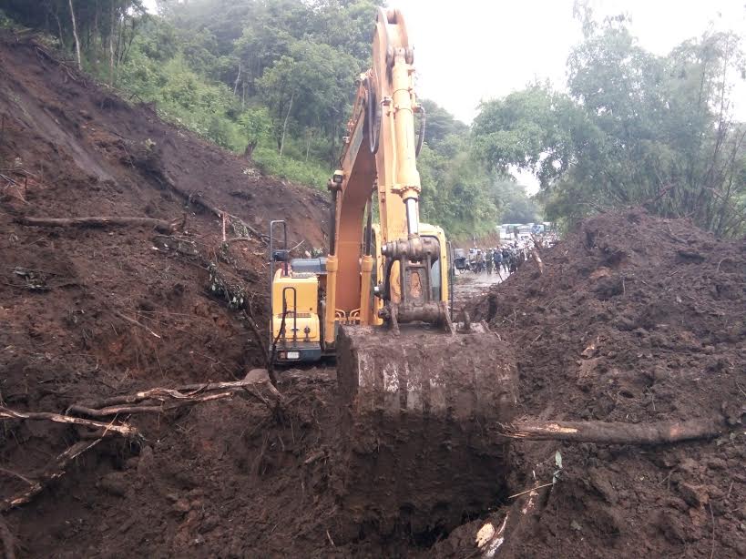 lai chau 3 nguoi chet va mat tich nhieu tuyen duong te liet do mua lu