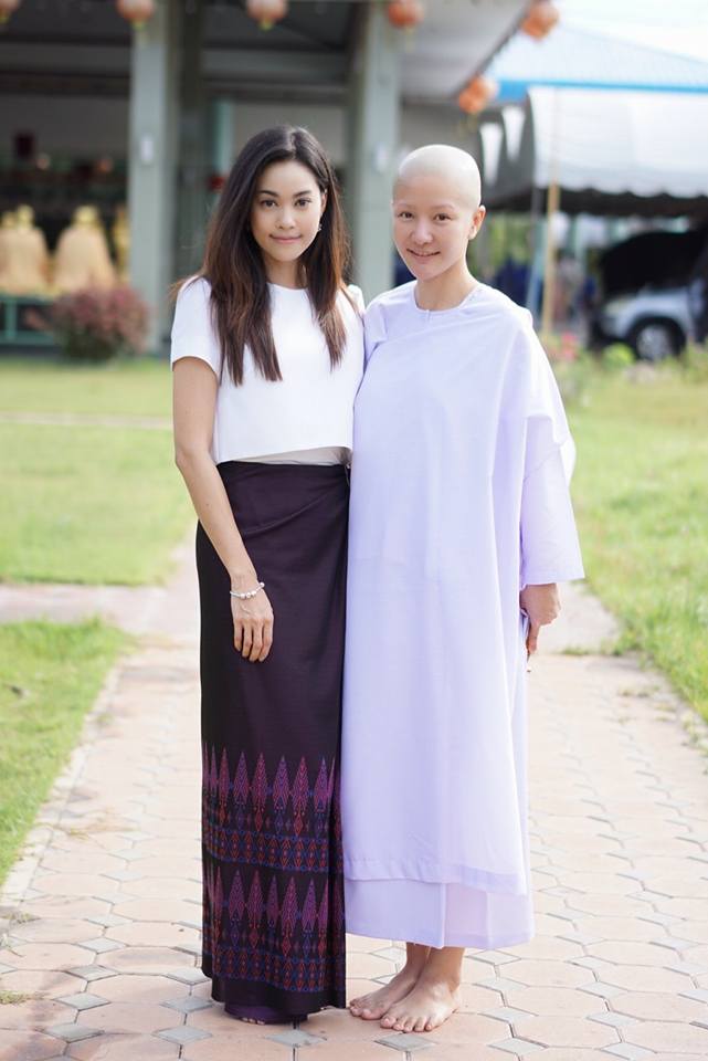 nu hoang xe hop so 1 thai lan bat ngo xuong toc di tu khien nhieu nguoi sung sot