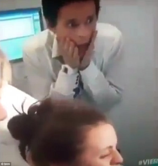 vao phong chung kien ban gai vuot can voi 1001 bieu cam kho do nhung roi bang hoang phat hien minh khong phai cha dua be