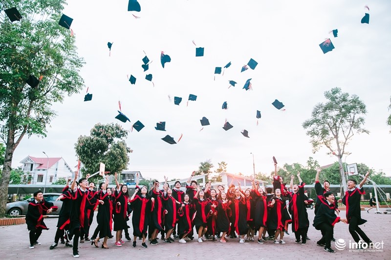 ha tinh mot lop dau dai hoc 100 15 em tren 29 diem