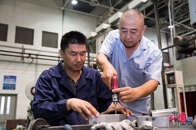nguoi lap mat cho ten lua trung quoc
