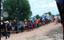 vu be trai mat tich bi an tu vong duoi ao gia dinh nghi be bi sat hai