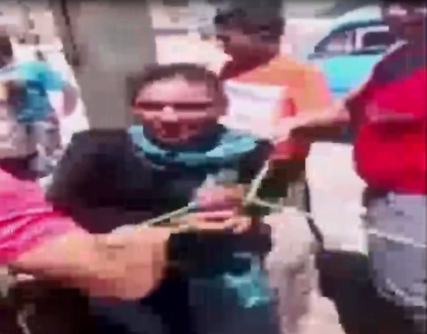 nghi la ke bat coc tre em nguoi phu nu bi hoi dong lang hanh hung da man