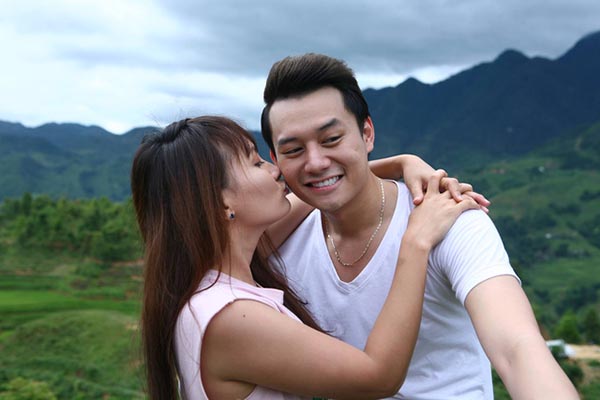 dan nguoi tinh man anh dep trai cua bao thanh song chung voi me chong