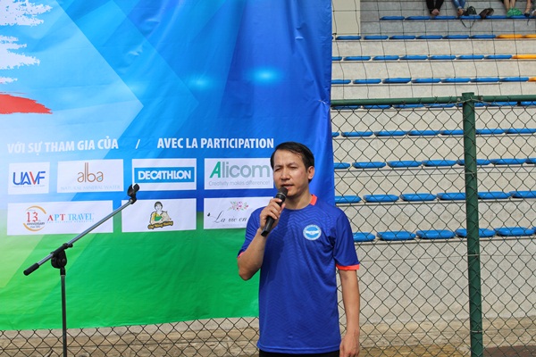 soi dong giai bong da huu nghi viet nam phap 2017