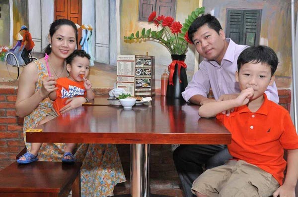 nguoi dep dau tien giup viet nam rang danh o hoa hau the gioi gio ra sao