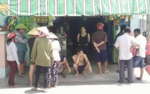 tphcm dang sua lai nha xuong tuong nha bat ngo do sap khien hai nguoi chet tham