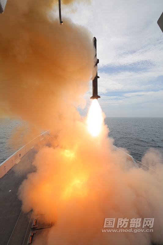 trung quoc cong bo hinh anh ten lua chong ngam