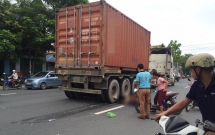 hai phong thai phu tu vong thuong tam duoi banh xe container