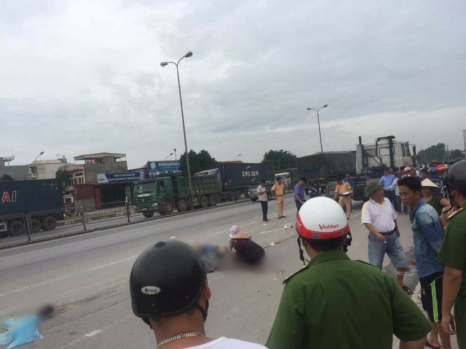 hai duong dua con di kham benh 2 me con giao vien bi xe tai can tu vong