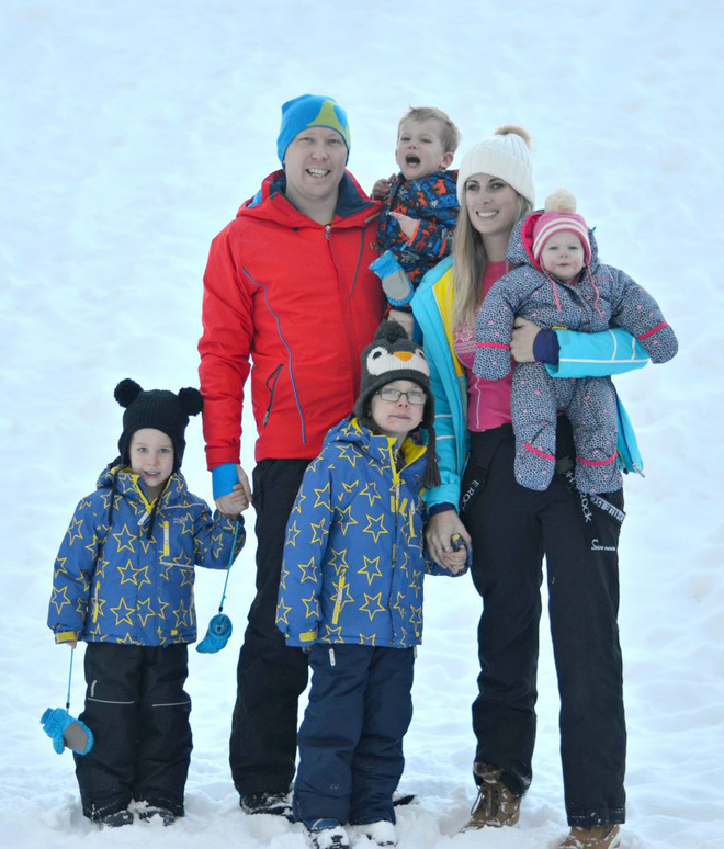 ba me sieu nhay sinh lien tu ti 4 dua du dung du bien phap ngua thai cuoi cung chong co quyet dinh