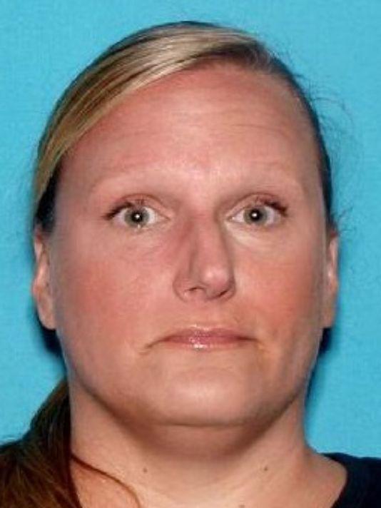 nu giao vien nguoi my nhan nuoi hoc sinh roi tan cong tinh duc