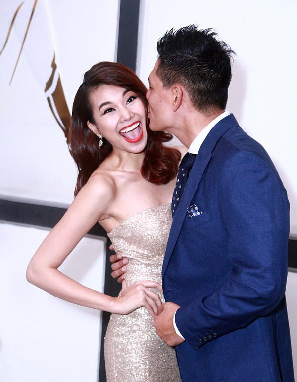 dan nguoi tinh nong bong toan sao hang a dinh dam cua binh minh