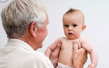 Nghiên cứu mới: Đàn ông càng lớn tuổi càng dễ sinh con trai thông minh