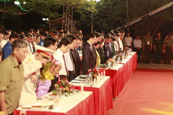 khuc trang ca ve tinh huu nghi viet lao