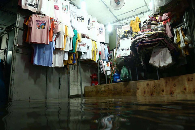 anh huong cua bao so 2 ha noi mua lon keo dai nhieu tuyen pho chim trong bien nuoc