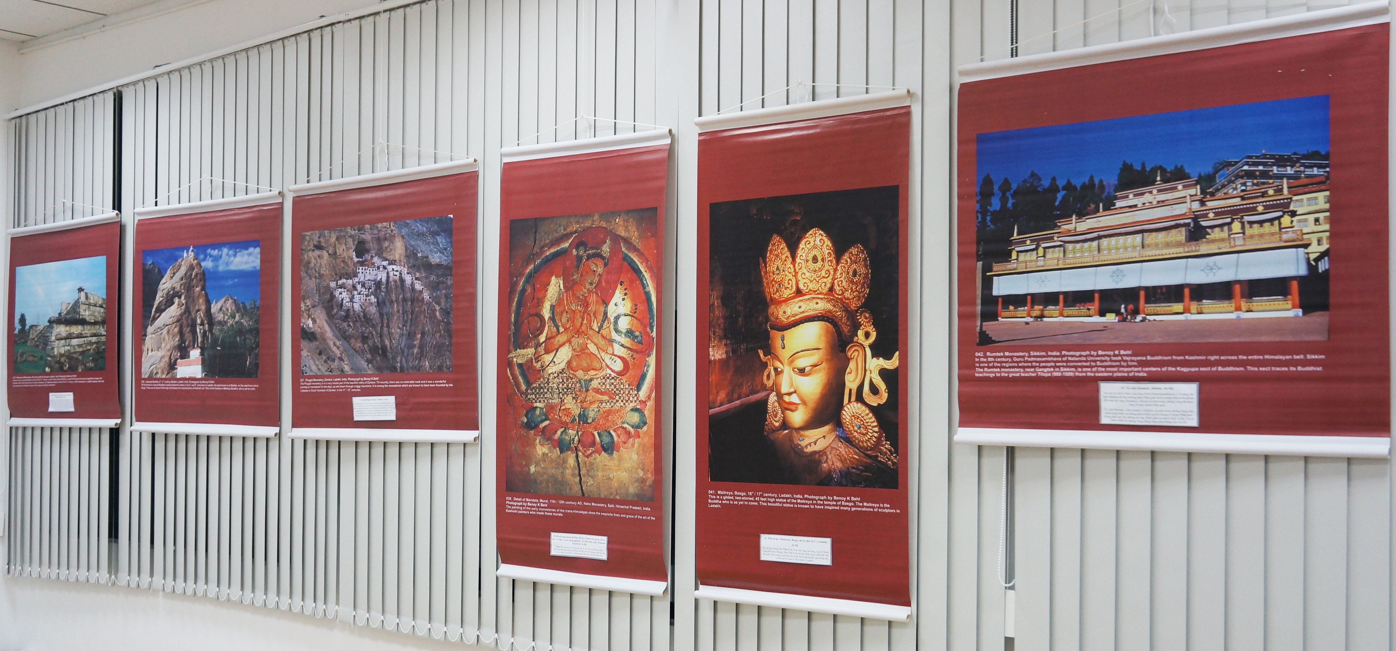 chiem nguong chuyen hanh huong cua duc phat qua hinh anh